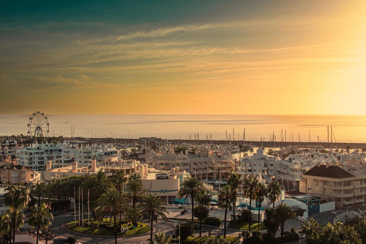 Apartment Puerto Marina - First Line Beach - Benalmadena - Malaga Bagian luar foto
