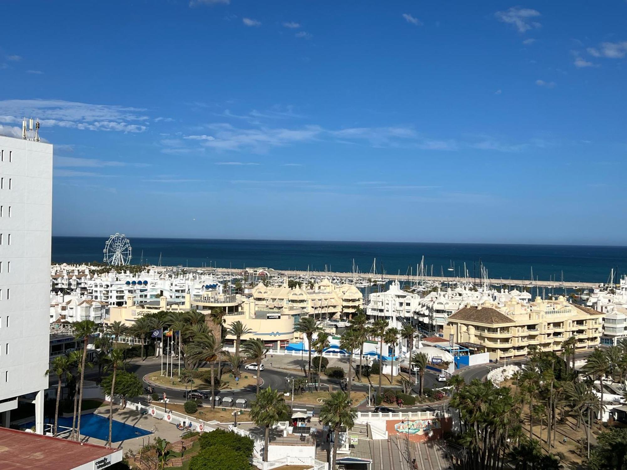 Apartment Puerto Marina - First Line Beach - Benalmadena - Malaga Bagian luar foto